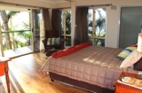 The mature landscaping serve its purpose of privacy to the main suite very well - unveiling from all corners of the suite and ensuite as well as from the private balcony pristine but secluded views of the islands and the seas 